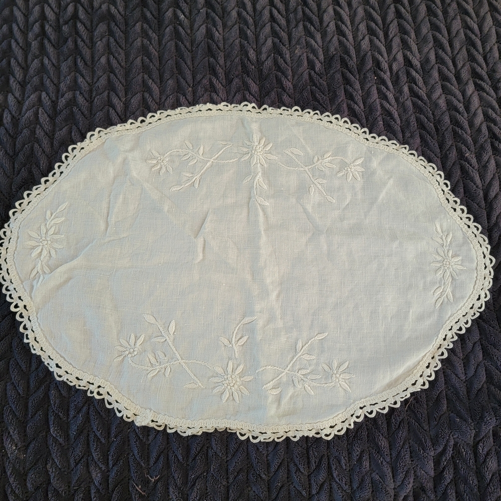 Vintage Oval 21x15 Embroidered Hand Crafted Off White  Embroidered Doily